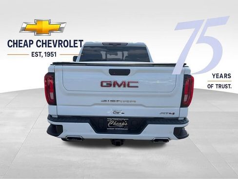 Used 2021 GMC Sierra 1500 AT4 w/ AT4 Premium Package AWD/4WD image 4