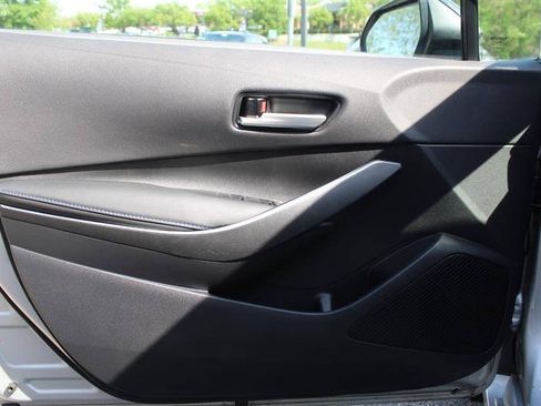 Used 2021 Toyota Corolla SE w/ Carpet Mat Package (TMS) FWD image 11
