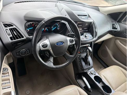 Used 2015 Ford Escape Titanium FWD image 2