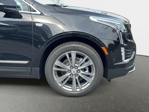 New 2026 Cadillac XT5 Premium Luxury w/ Driver Assist Package AWD/4WD image 8