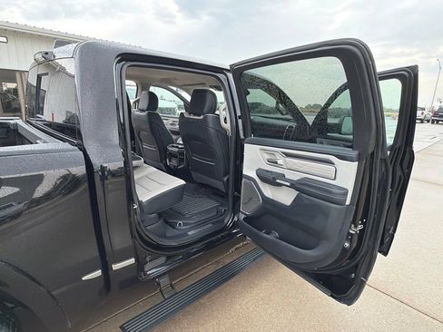 Used 2024 RAM 1500 Limited AWD/4WD image 26