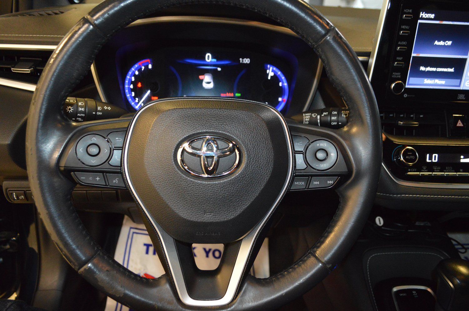 Used 2019 Toyota Corolla XSE FWD image 18