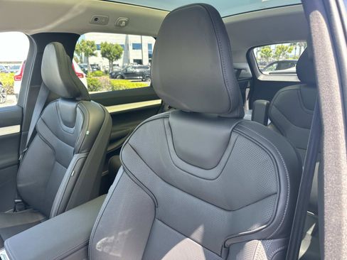 New 2026 Volvo EX90 Ultra AWD/4WD image 15