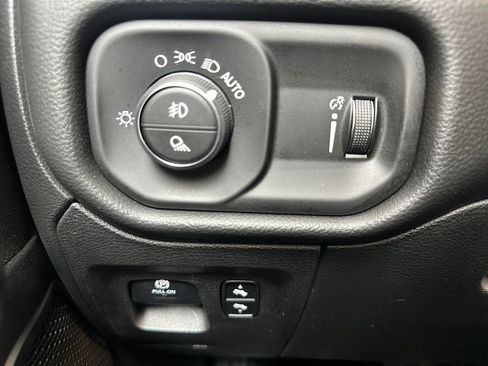 New 2026 RAM 1500 2WD Crew Cab image 12