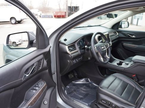 Certified 2023 GMC Acadia Denali w/ Denali Ultimate Package image 14