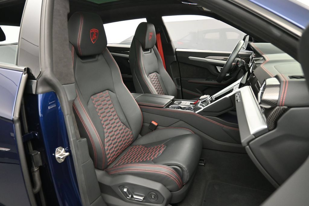 Used 2023 Lamborghini Urus S AWD/4WD image 33