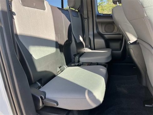 Used 2019 Toyota Tacoma SR image 25