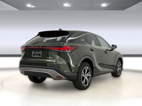 Used 2024 Lexus RX 350 FWD w/ Technology Package image 9