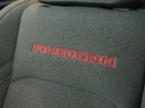 Used 2024 Jeep Wrangler Unlimited Rubicon w/ Safety Group image 8