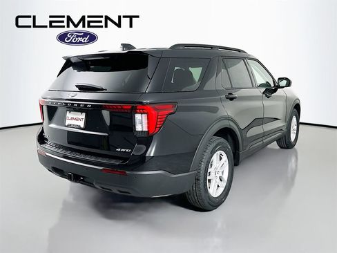 New 2026 Ford Explorer Active AWD/4WD image 6