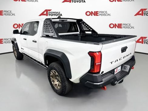 Certified 2025 Toyota Tacoma 4x4 Double Cab Hybrid image 6