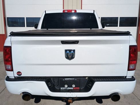 Used 2016 RAM 1500 Express image 20