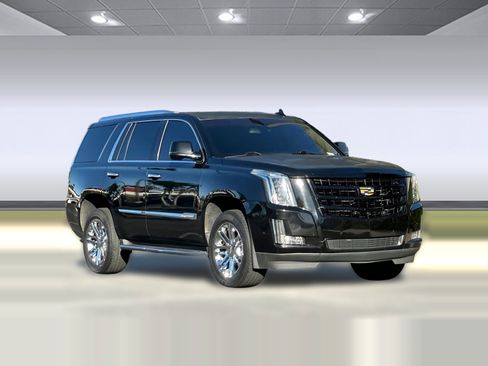 Used 2019 Cadillac Escalade 2WD 4dr image 6