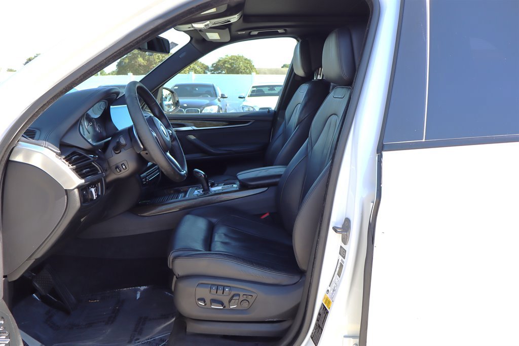 Used 2015 BMW X5 xDrive50i AWD/4WD image 15