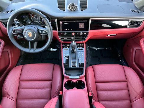 New 2026 Porsche Macan AWD/4WD image 6