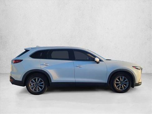 Used 2019 MAZDA CX-9 Touring w/ Touring Premium Package FWD image 3