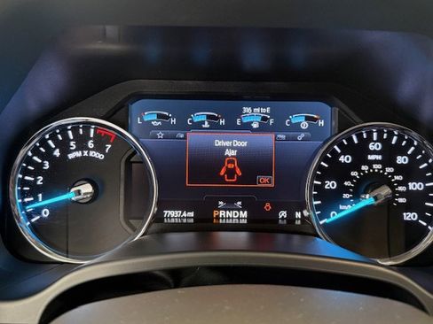 Used 2020 Ford Expedition Limited image 17