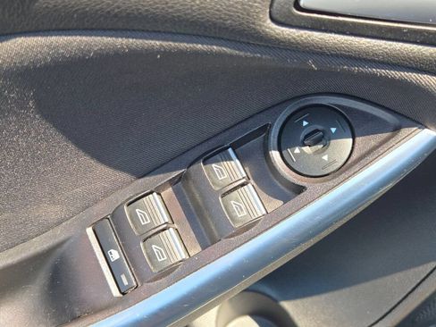 Used 2018 Ford Focus ST FWD image 30