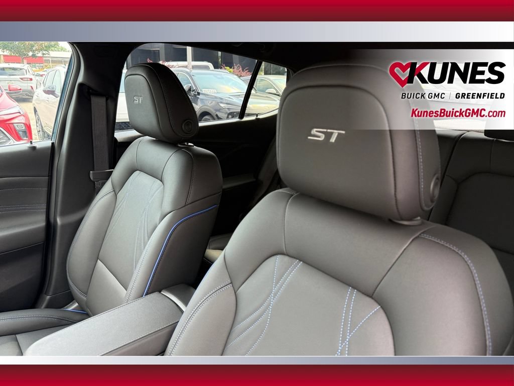 New 2026 Buick Envista Sport Touring w/ Convenience I Package FWD image 38
