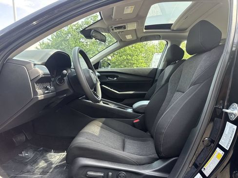 Used 2023 Honda Accord EX image 13