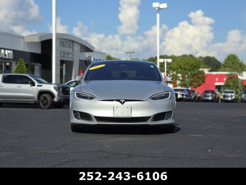 Used 2017 Tesla Model S 75D AWD/4WD image 2