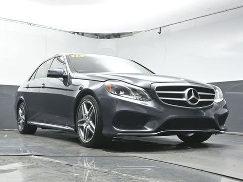 Used 2016 Mercedes-Benz E 350 Sedan image 33