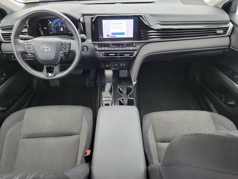 Used 2025 Toyota Camry LE w/ Convenience Package AWD/4WD image 16