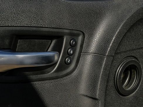 Used 2019 Chrysler 300 Limited image 50