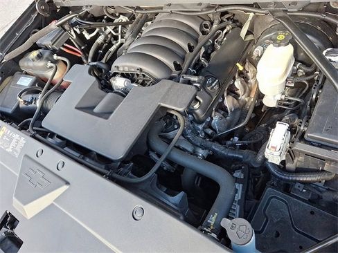 Used 2019 Chevrolet Silverado 1500 LT w/ All Star Edition image 26