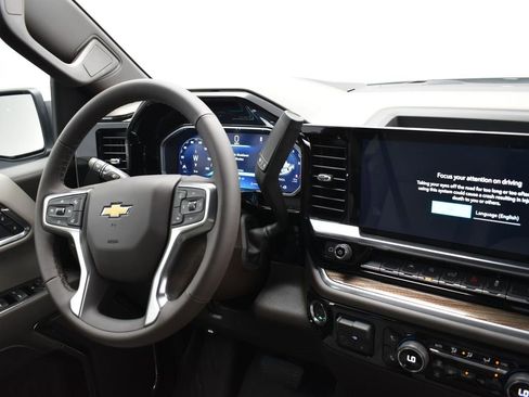 New 2026 Chevrolet Silverado 1500 LT w/ Z71 Off-Road Package image 23