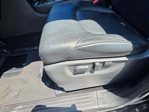Used 2022 Nissan Armada SL w/ Midnight Edition Package RWD image 16