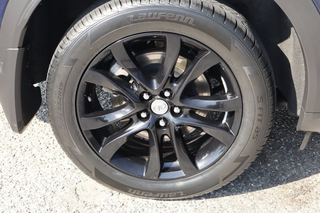 Used 2023 INFINITI QX60 Luxe w/ Cargo Package FWD image 13