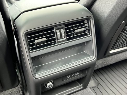 New 2026 Porsche Cayenne AWD/4WD image 18