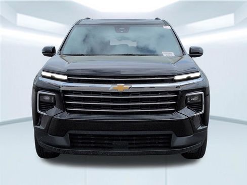 New 2026 Chevrolet Traverse LT w/ Sun and Wheel Package FWD image 10