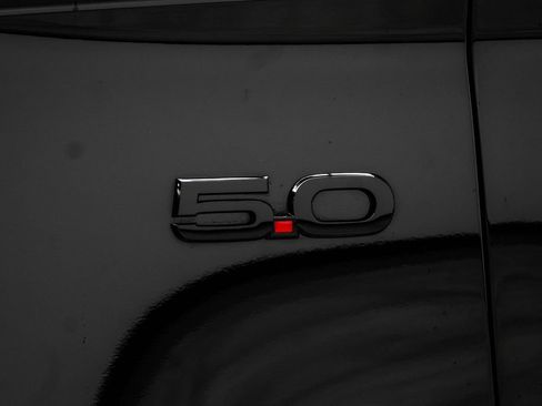Used 2021 Ford Mustang GT w/ Black Accent Package RWD image 7