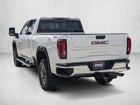 Certified 2022 GMC Sierra 2500 SLT w/ SLT Convenience Package image 8