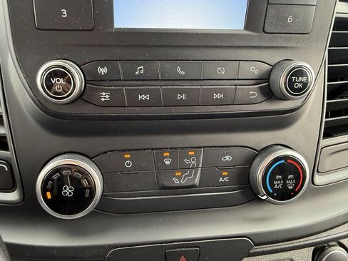 Used 2023 Ford Transit 250 Medium Roof image 11