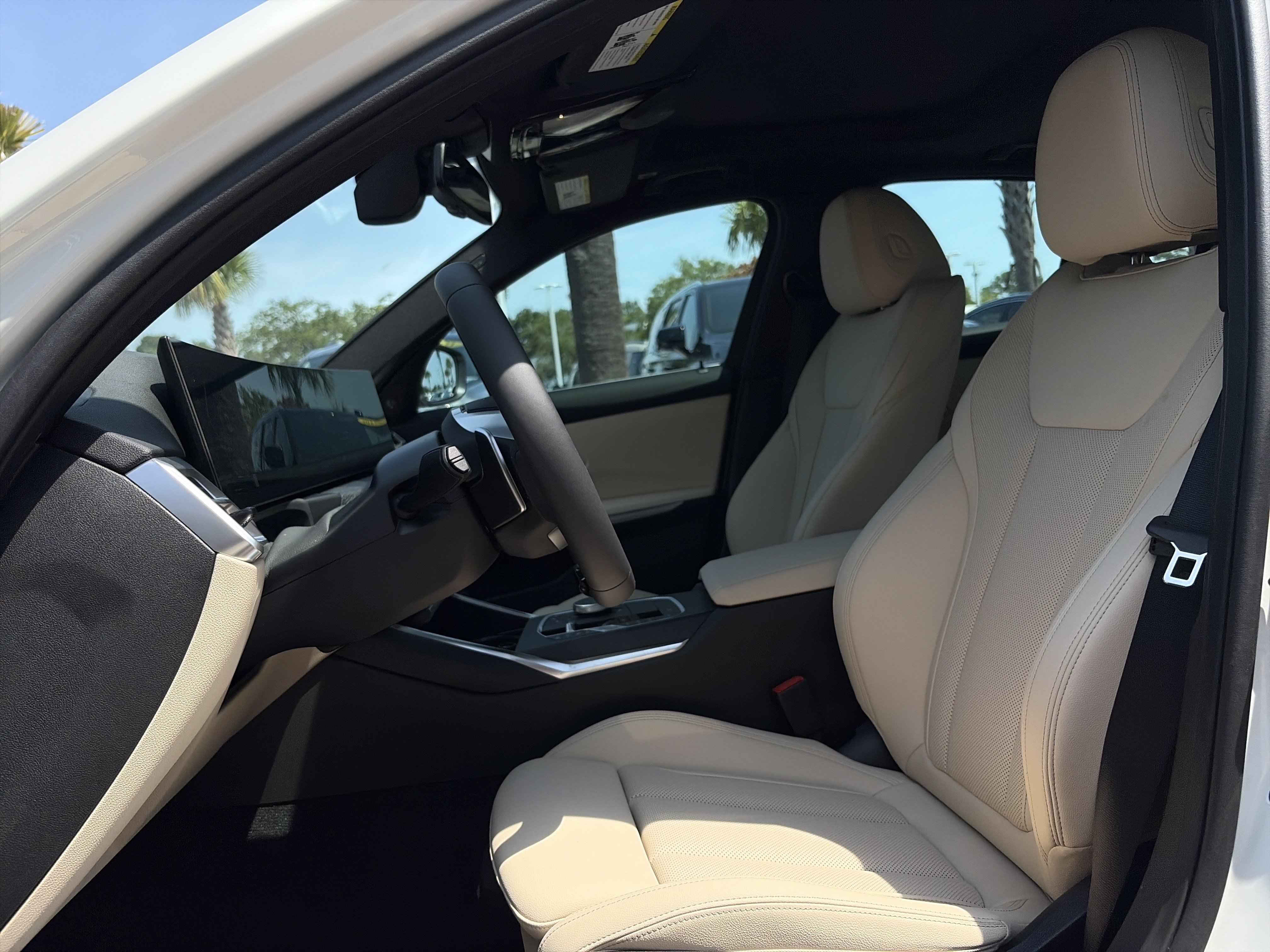 Used 2026 BMW 330i Sedan w/ Premium Package RWD image 12