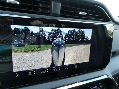 New 2026 GMC Sierra 1500 AT4 w/ AT4 Premium Package AWD/4WD image 32