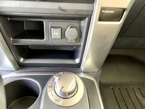 Used 2022 Toyota 4Runner SR5 Premium image 42