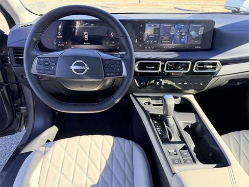 New 2026 Nissan Sentra SL w/ Floor Mat Package image 18