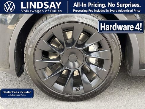 Used 2023 Tesla Model Y Long Range AWD/4WD image 5