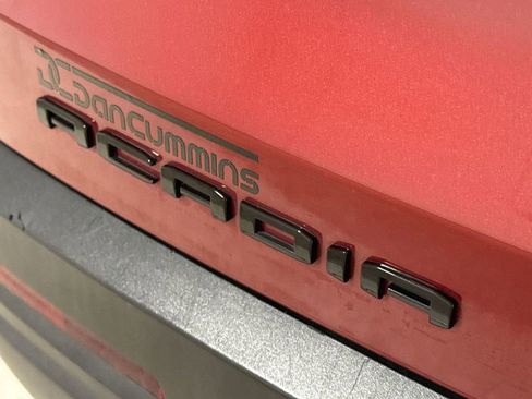 Used 2021 GMC Acadia SLE w/ Driver Convenience Package FWD image 26