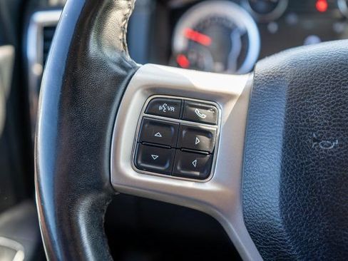 Used 2018 RAM 1500 Laramie w/ Convenience Group AWD/4WD image 27