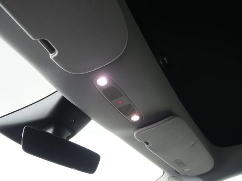 Used 2023 Tesla Model Y Long Range image 21