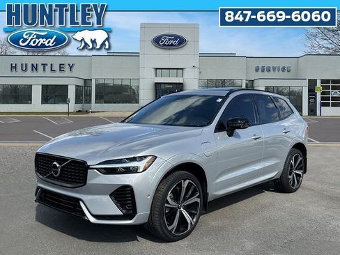 Used 2022 Volvo XC60 T8 R-Design w/ Advanced Package image 1