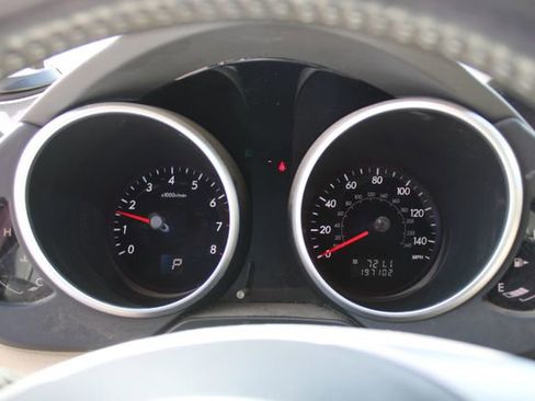 Used 2011 Subaru Tribeca Limited AWD/4WD image 17