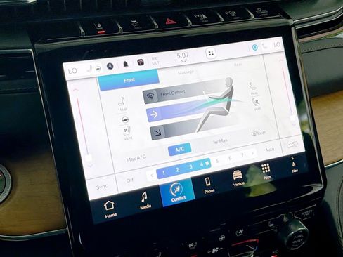 Used 2024 Jeep Grand Cherokee L Summit image 8