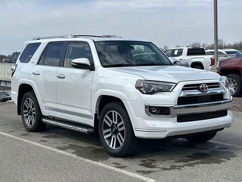 Used 2024 Toyota 4Runner Limited image 22