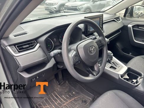 Used 2019 Toyota RAV4 XLE image 14